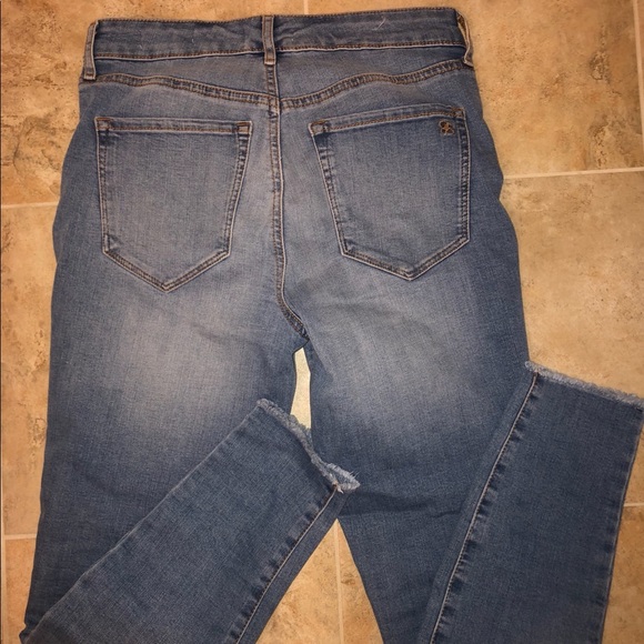 Jessica Simpson Skinny Jeans - Picture 2 of 4